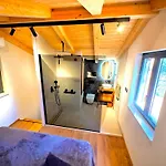 Pine Haven Retreat Grohote