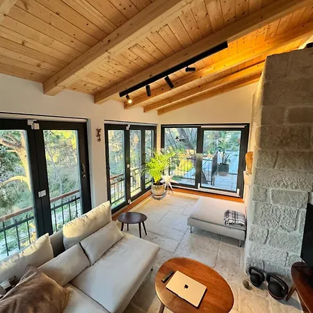 Pine Haven Retreat * Grohote