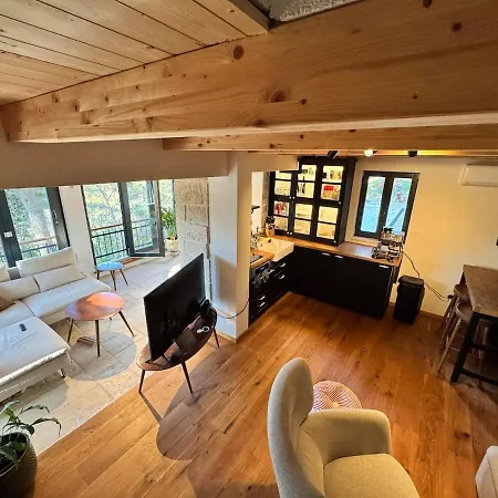 Pine Haven Retreat *