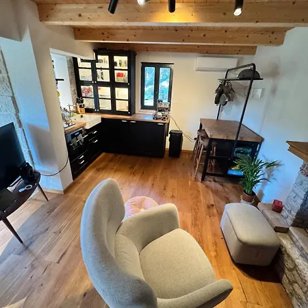 Pine Haven Retreat Grohote