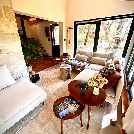 Pine Haven Retreat * גרוהוטה