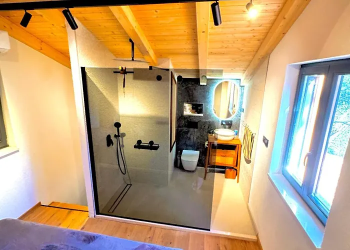 Pine Haven Retreat Grohote